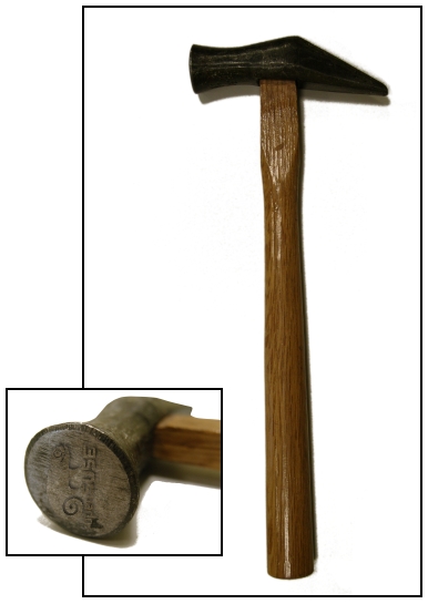 YaST Mascot Hammer.jpg